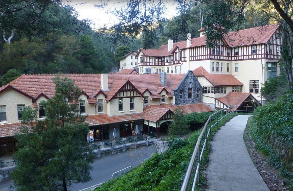 Jenolan Caves House Hotel Buitenkant foto